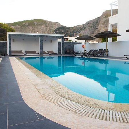 Ino Hotel Kamári Екстериор снимка