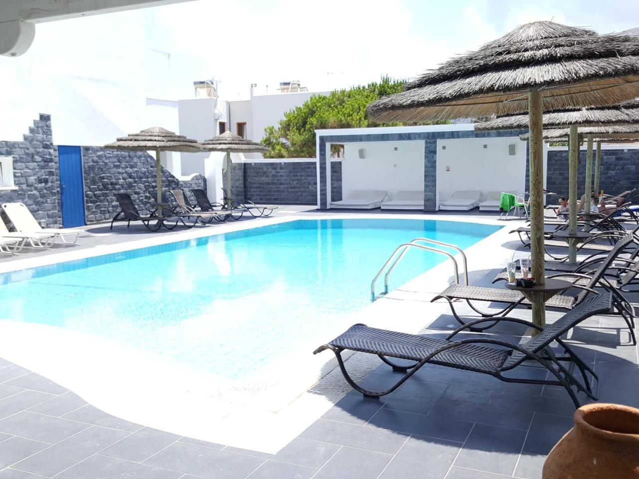 Ino Hotel Kamári Екстериор снимка