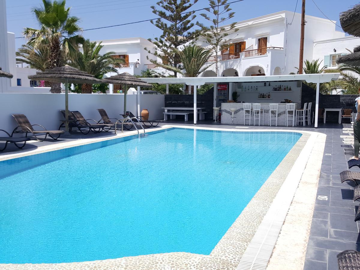 Ino Hotel Kamári Екстериор снимка